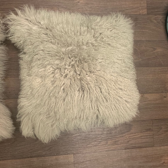 Crate & Barrel Silver 23" covers sold as a pair⭐️ - Picture 3 of 9